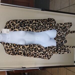 Black and Tan Leopard Print Plush Robe